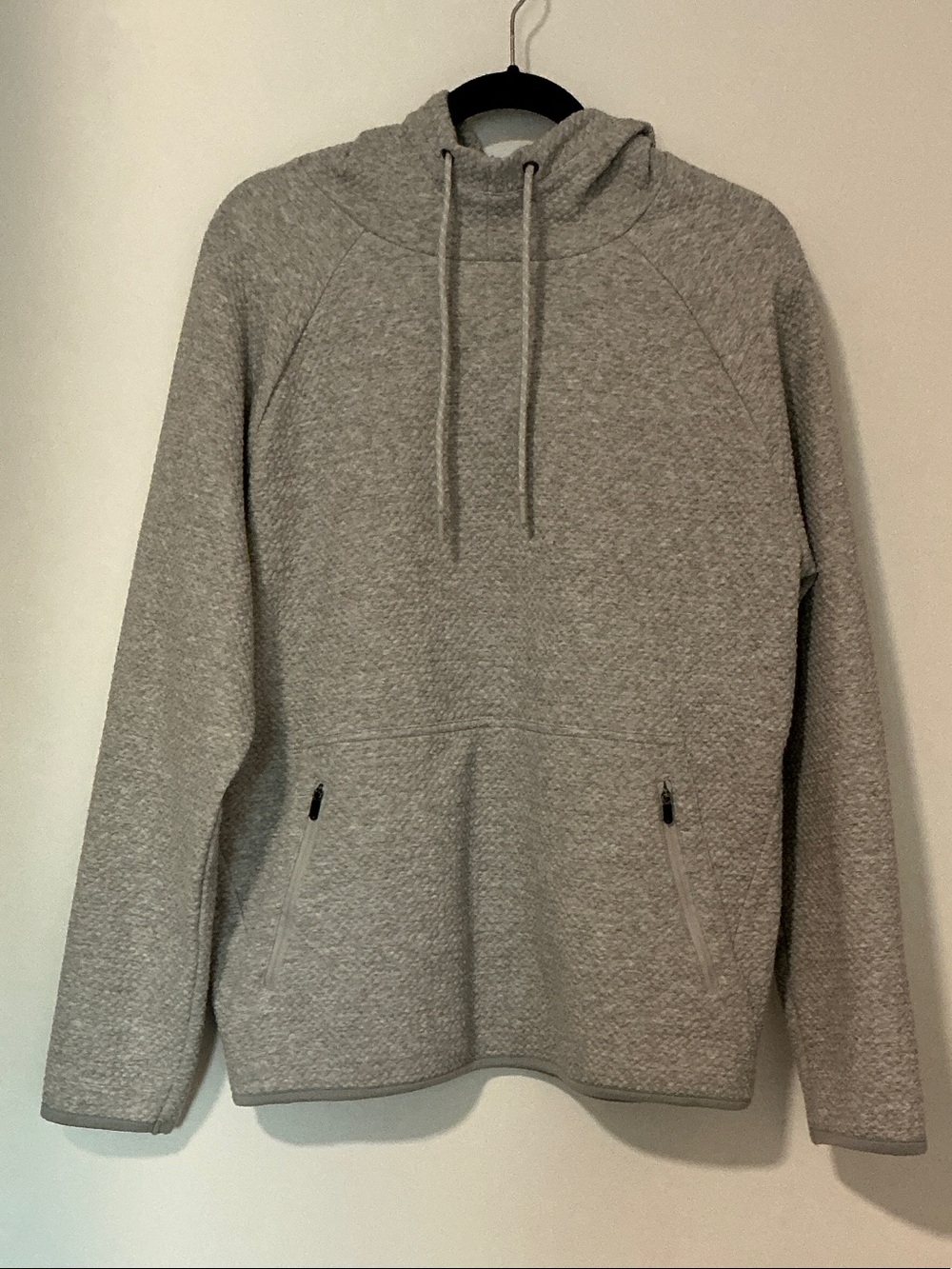 Men's Gray Pullover Hoodie Sweatshirt